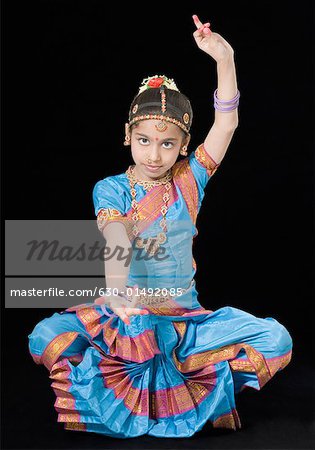 Portrait of a girl performing Bharatanatyam - Stock Photo - Masterfile -  Premium Royalty-Free, Code: 630-01492085