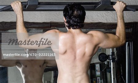 Do Chin Ups Royalty-Free Images, Stock Photos & Pictures