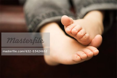 Child's bare feet