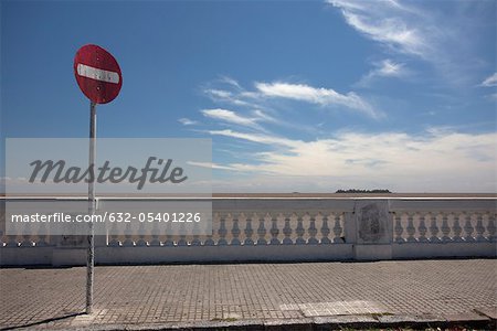 Do not enter sign against blue sky