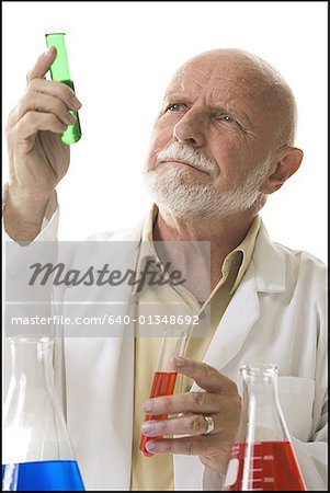 Foto de Pipeta De Multi Canal E 96 Placa Bem Transparente Para O Ensaio Da  Célula Com Base e mais fotos de stock de Biologia - iStock