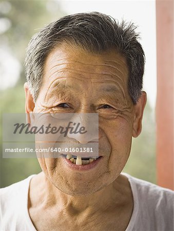 toothless old man