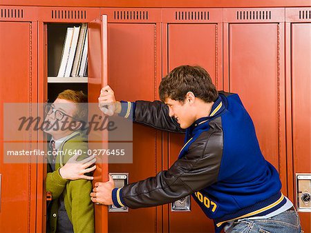 640-02776455em-high-school-jock-and-a-nerd-stock-photo.jpg