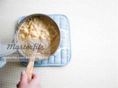 pot of macaroni and cheese