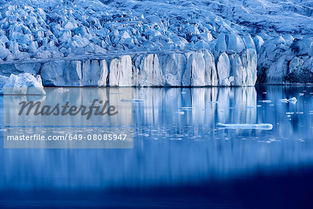 Jokulsarlon Lagoon, Iceland Jokulsarlon Lagoon, Iceland