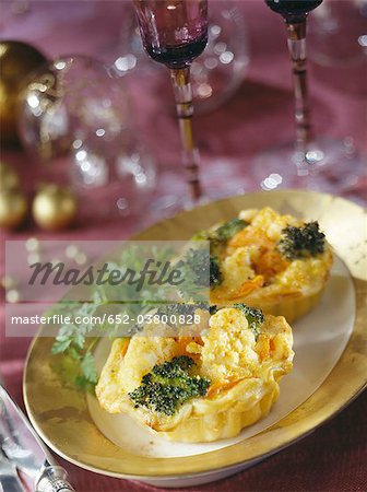 Broccoli,cauliflower and carrot tartlettes