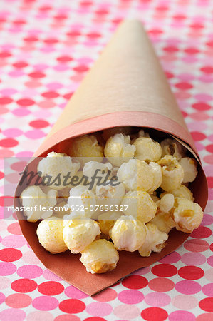 Paper cone fo popcorn