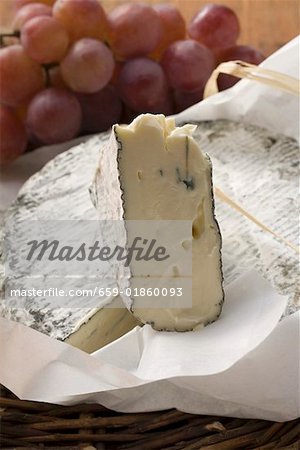 Blue cheese (Bresse Bleu, France) and grapes