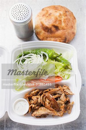 Döner kebab with salad in lunch box