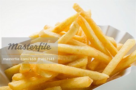 Chips in paper dish