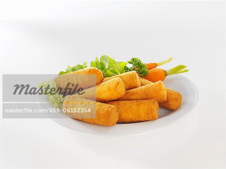 Croquettes with carrots and lettuce