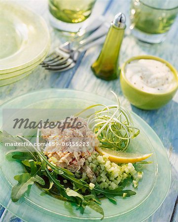 Stockfish puree with cucumber and rocket