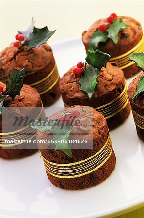 Chocolate cakes with marzipan holly