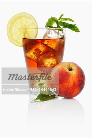 Iced tea with peach