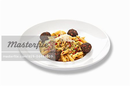Penne with courgette sauce and spinach dumplings Penne with courgette sauce and spinach dumplings