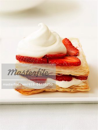 Mille feuilles with strawberries and cream