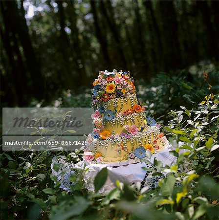 Forest Wedding Cake