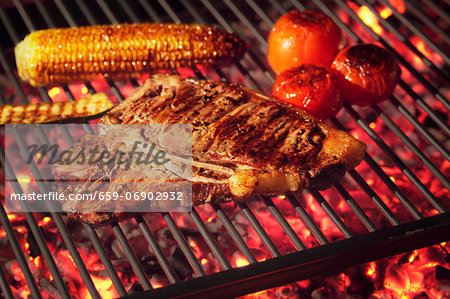 Barbecued T-bone steak with barbecued vegetables Barbecued T-bone steak with barbecued vegetables