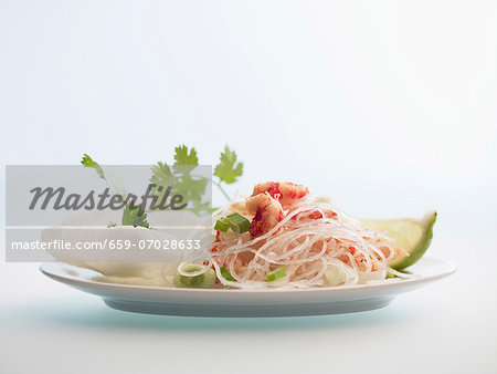 Cellophane noodle salad with prawns and prawn crackers