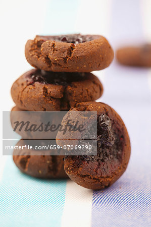 Chocolate biscuits with blackcurrant jam Chocolate biscuits with blackcurrant jam