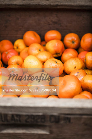 Mandarins in a crate