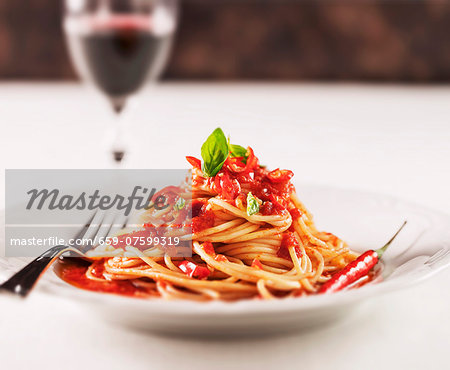Spaghetti with tomato and chilli sauce Spaghetti with tomato and chilli sauce