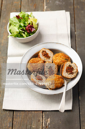 Pork meatballs with sundried tomatoes Pork meatballs with sundried tomatoes