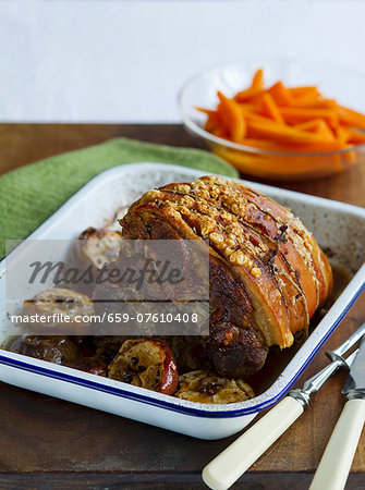 Roast pork with apples