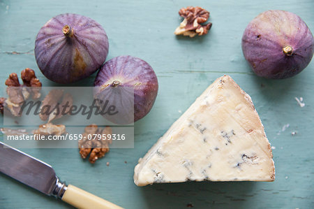 Stilton with walnuts and figs