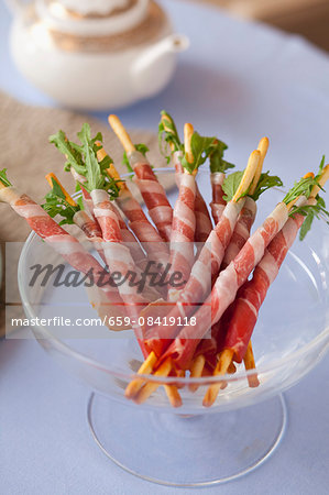 Breadsticks with rocket and Parma ham