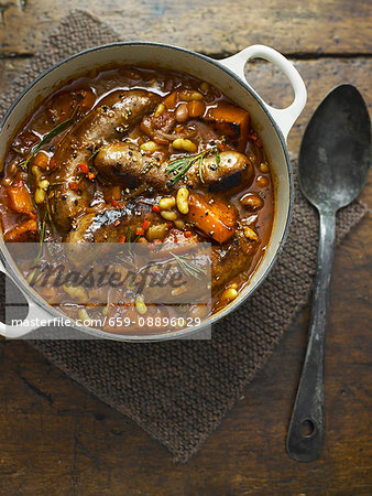 Sausage and bean stew with garlic and chilli