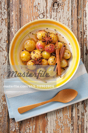 Spicy mirabelle plum fruit salad