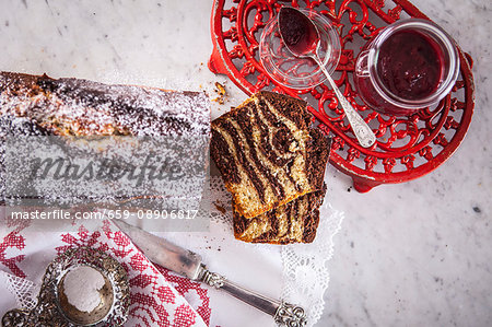 Marble cake with plum jam