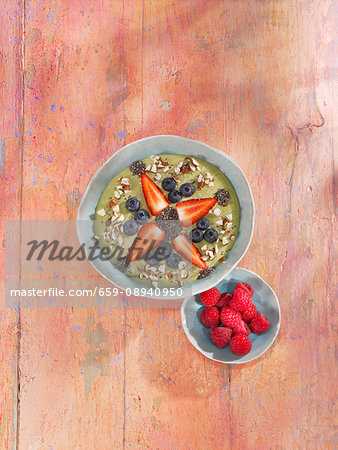 A banana and courgette smoothie bowl A banana and courgette smoothie bowl