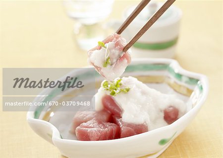 Tuna topped with grated yam Tuna topped with grated yam
