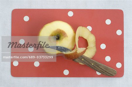 Peeled apple