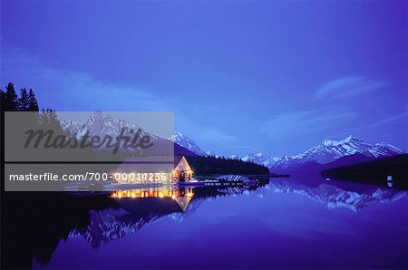 Cabin By Maligne Lake At Night Jasper National Park Alberta