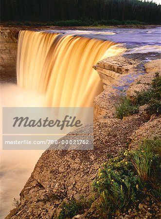 Alexandra Falls, Hay River, Twin Falls Gorge Territorial Park Northwest Territories, Canada