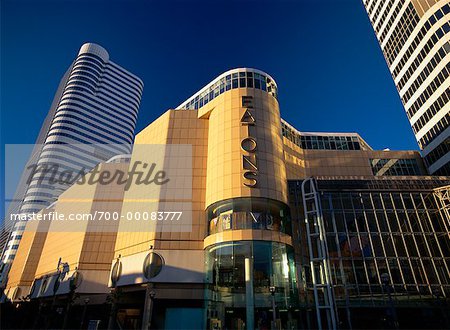 Entrance toronto eaton centre hi-res stock photography and images - Alamy