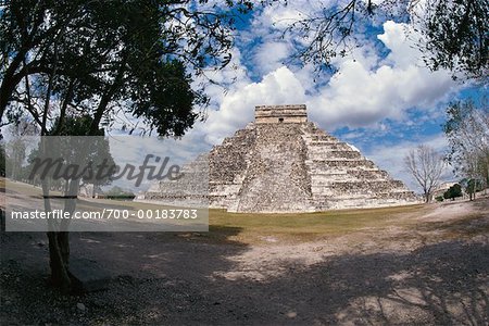 Kukulkan Pyramid Chichen Itza, Yucatan, Mexico