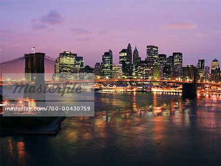 Downtown Manhattan and the Brooklyn Bridge, New York City, New York, USA