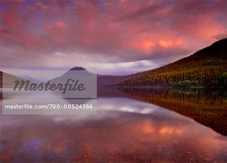 Bowron Lake, Bowron Lakes Provincial Park, British Columbia, Canada
