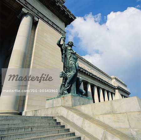 Statue and Column at National Capitol, Havana, Cuba