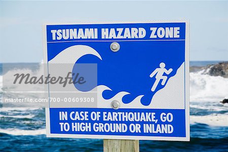 tsunami warning signs