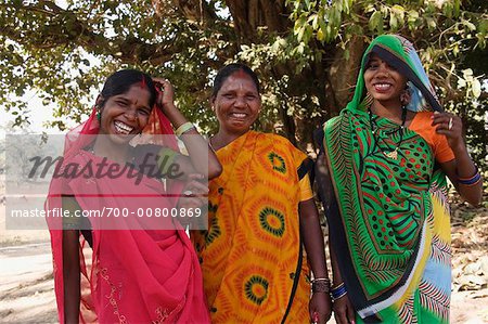 The Mysterious Baiga Tribe of Madhya Pradesh, India | Madhya pradesh  traditional dress, Madhya pradesh, Traditional attire