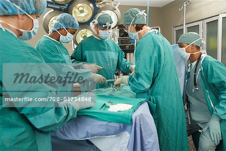 doctors operating