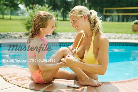 Mom and store daughter swim