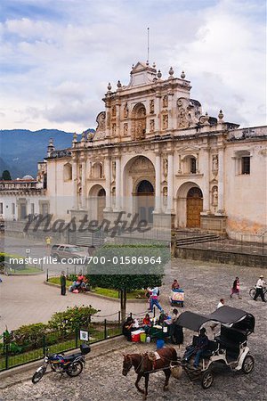 Parque Central and Catedral de San Jose, Antigua, Guatemala Parque Central and Catedral de San Jose, Antigua, Guatemala
