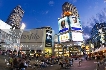 2,940 Toronto Eaton Centre Stock Photos, High-Res Pictures, and