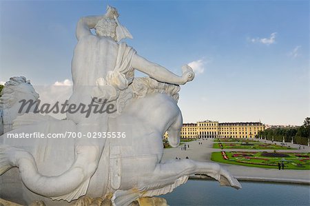 Neptune Fountain, Schonbrunn Palace and Gardens, Vienna, Austria